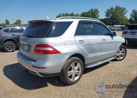 2014 Mercedes-Benz Ml 350 4Matic z USA, uszkodzony, nr VIN 4JGDA5HB0EA275995